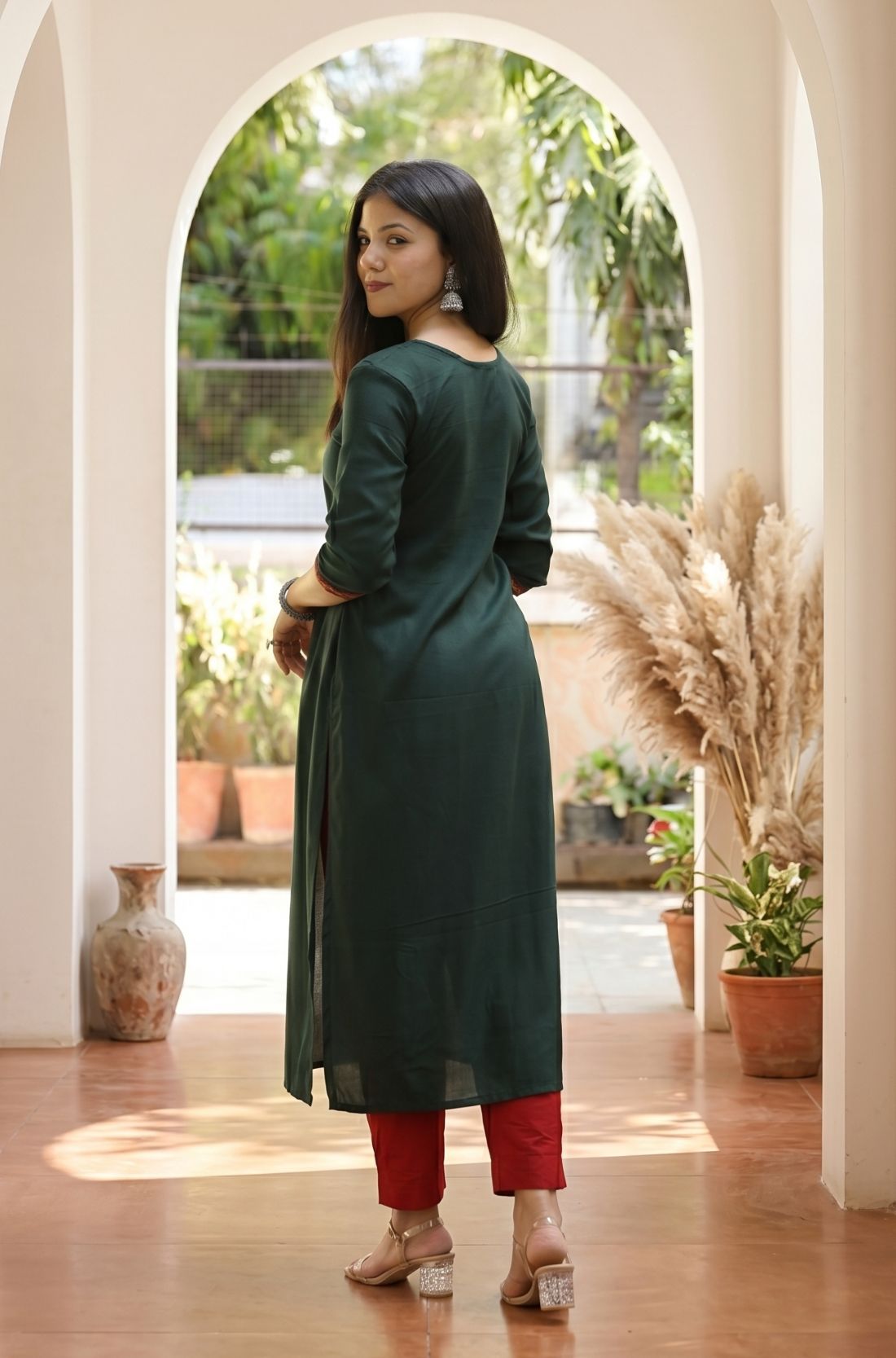 Women's ethnic Embroidered Rayon Kurti