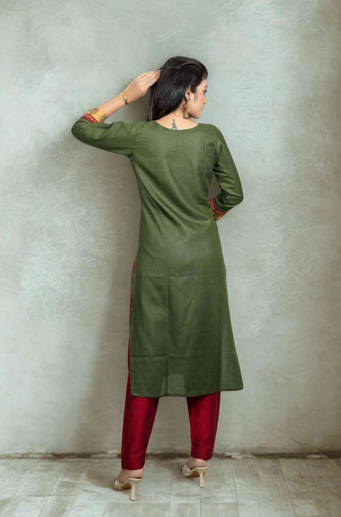 Dark Green Embroidered Cotton Straight Kurta – Back View