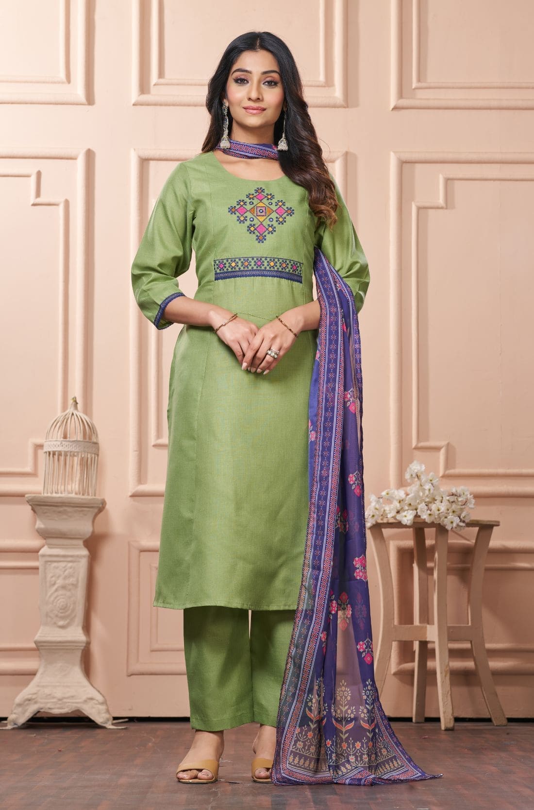 Cross Stitched Kurta Set For Women 
In Full Front View And With Dupatta